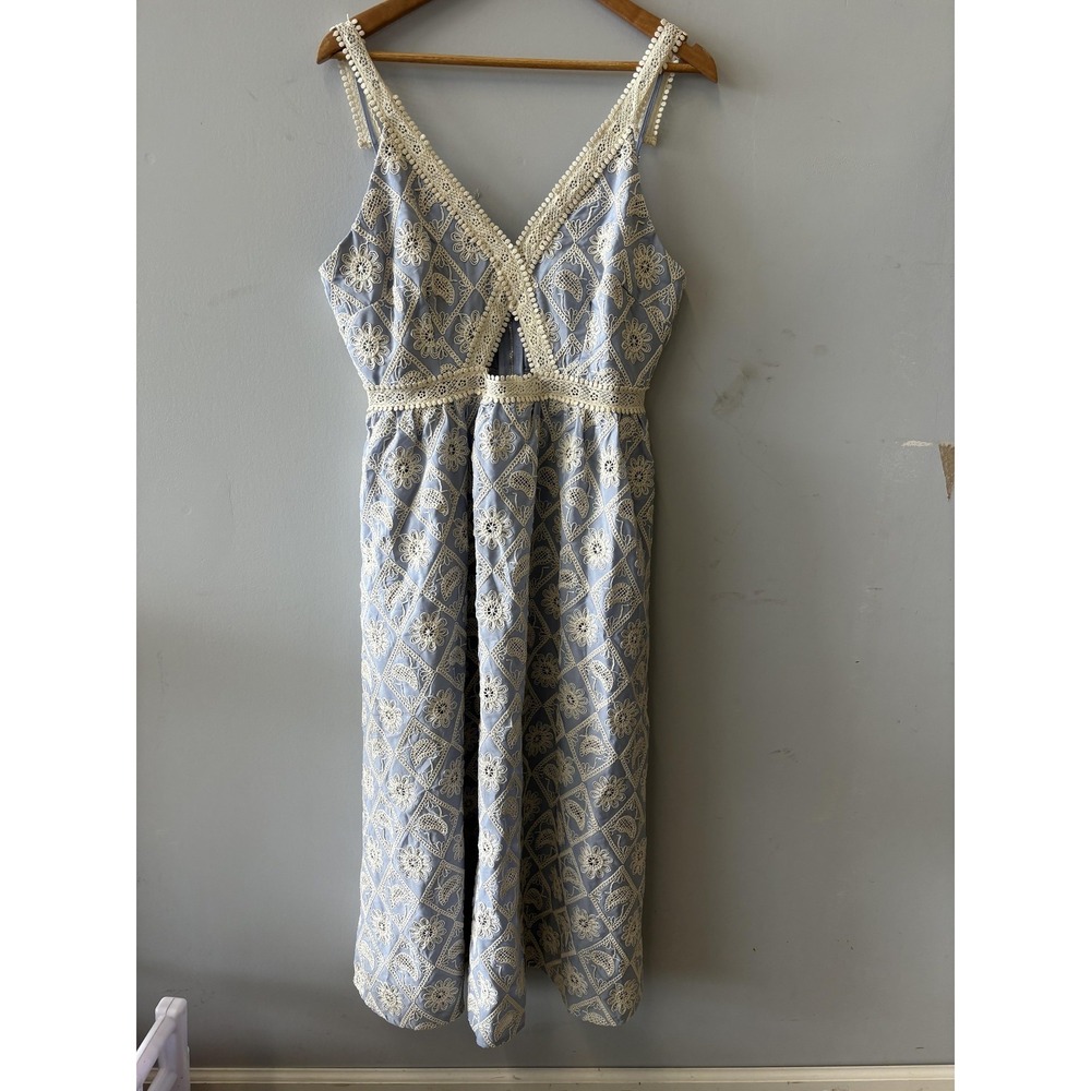 JUST ME Dress Womens L Blue Floral Lace Fit & Flare Midi Sundress Embroidered